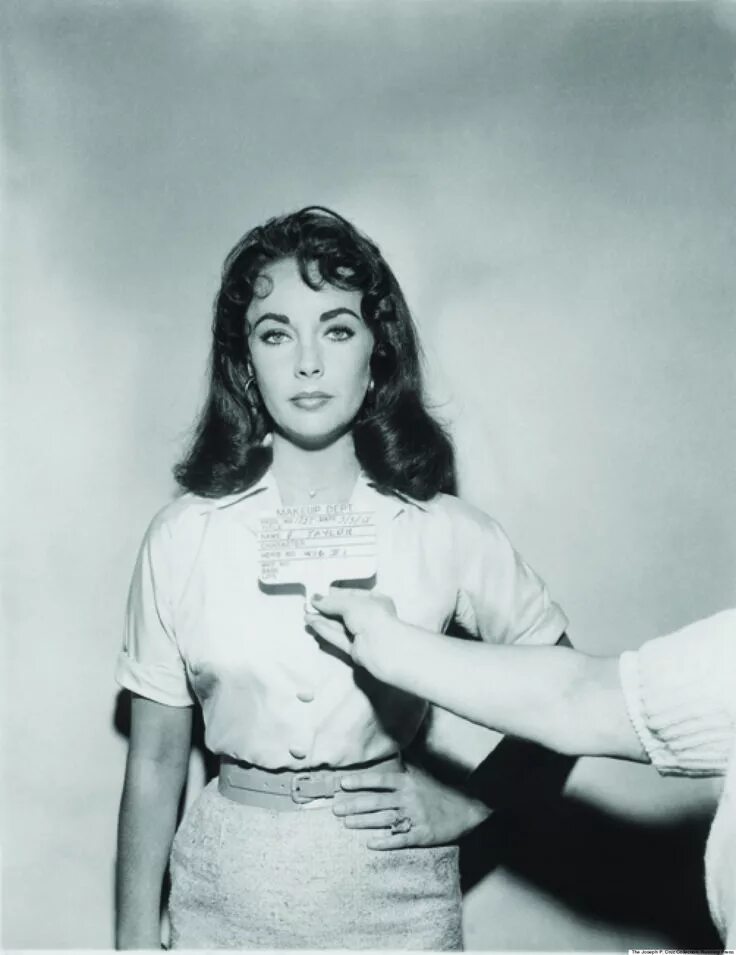 Elizabeth Taylor Pictures and Photos Elizabeth taylor, Elizabeth taylor jewelry,