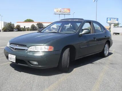 Nissan 2001