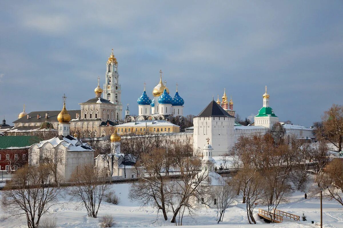 Троице-Сергиева Лавра Сергиев Посад. Сергиев Посад Троца Сергия Лавра. Сергеева Лавра Троице Сергиева монастыря. Свято Троицкая Сергиева Лавра зима.