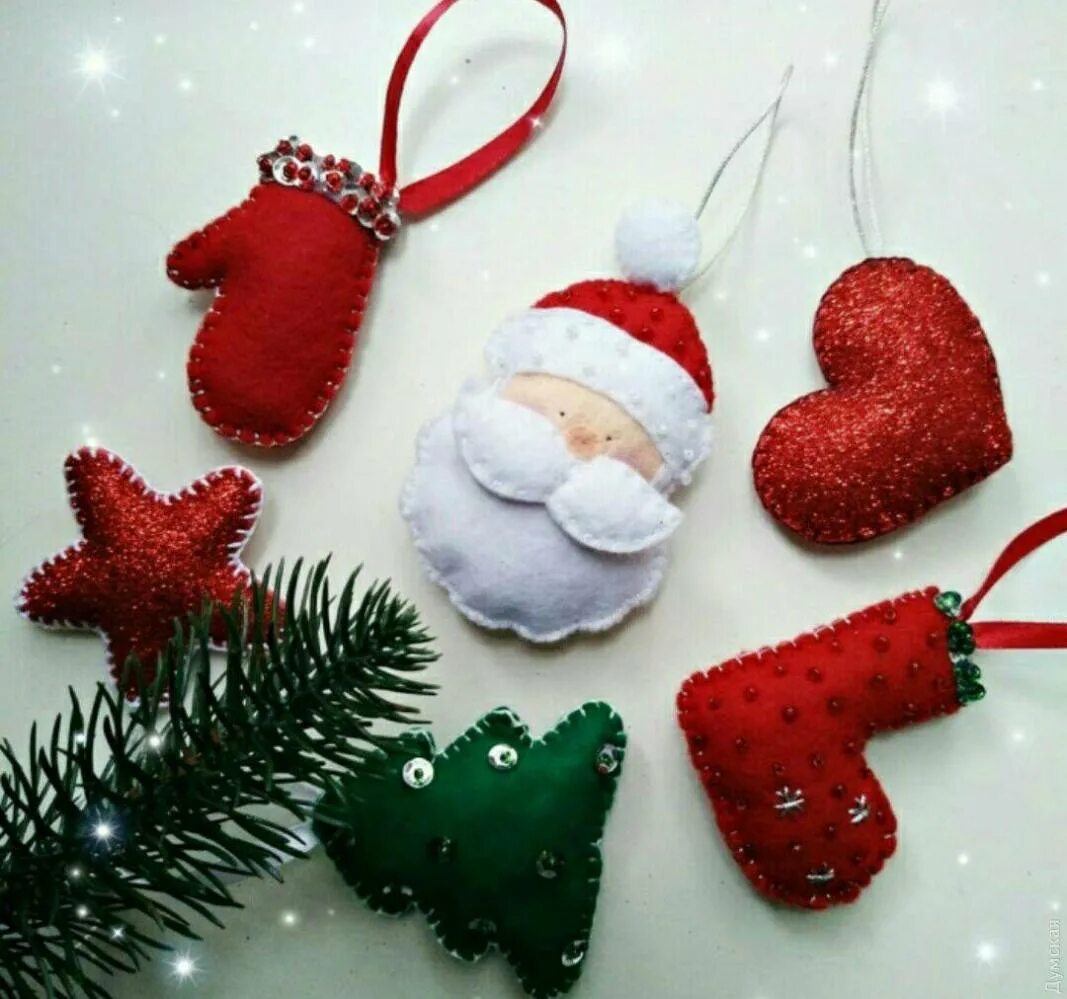 Под новогоднюю игрушку