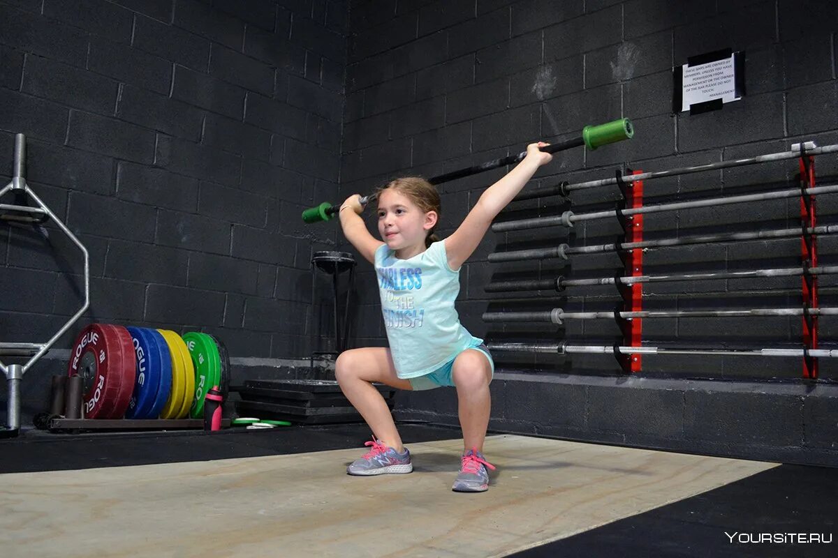 Детский фитнес. Функциональный тренинг для подростков. Тренировка для детей. Дети тренируются. Дети тренируются.