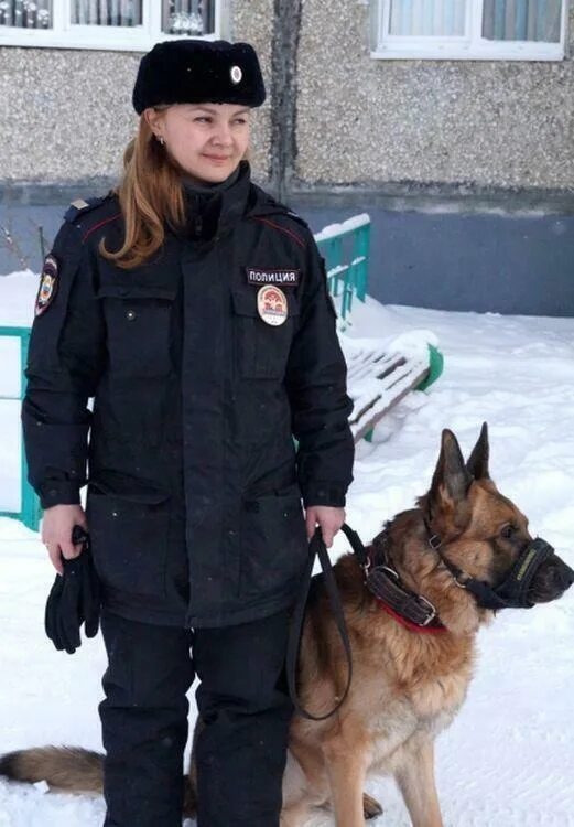 Кинолог в полиции зарплата. Кинолог в полиции. форма кинолога. форма полицейского кинолога. форма кинолога мвд.