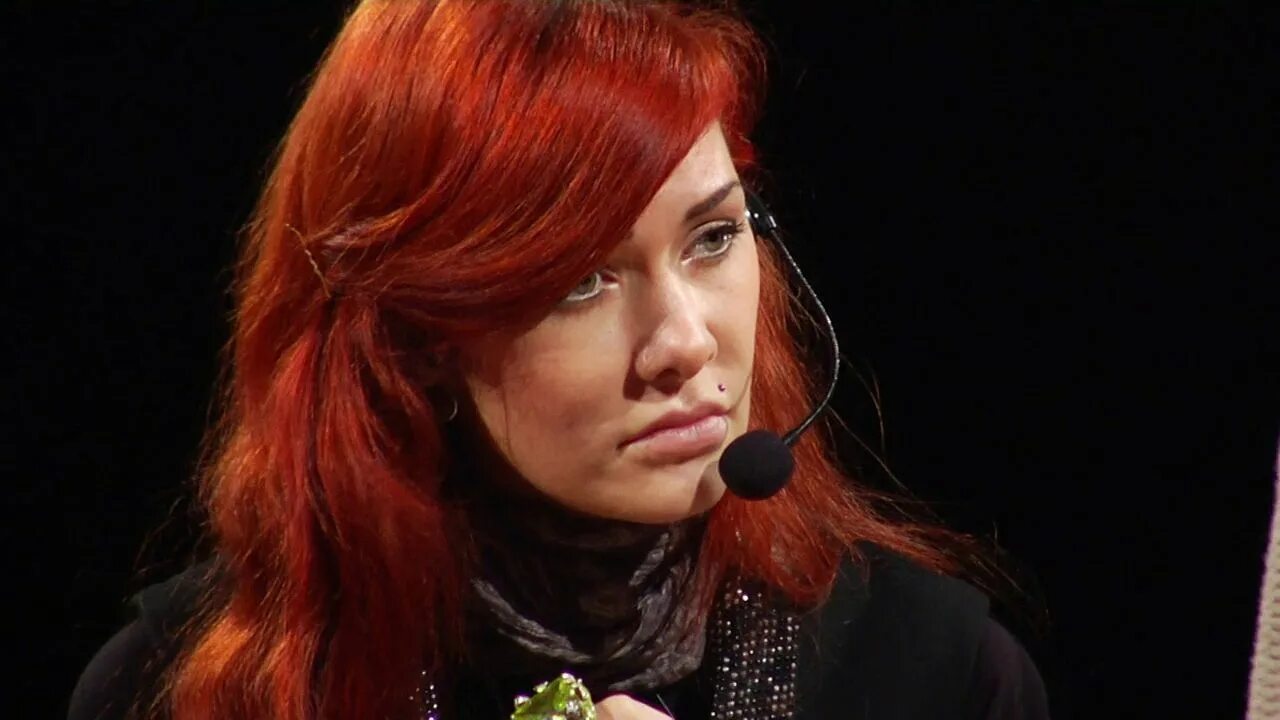 Рыжая экстрасенс из битвы. Рыжая экстрасенс из битвы