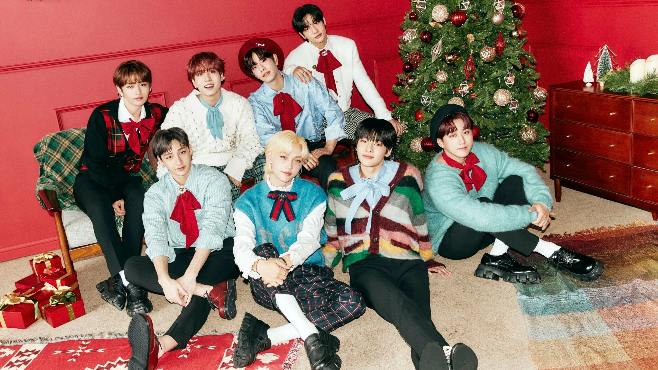 Имена stray kids на корейском языке. Domino english ver. Скз код stray kids. Группа stray kids с именами. Стрей по английски.