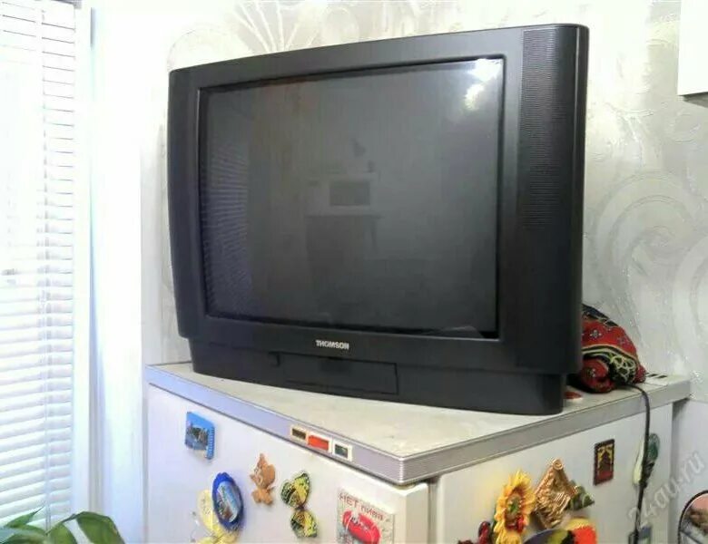 Thomson телевизор 29dc830. Телевизор томсон элт 72 см. Телевизор томсон 51 см. Thomson телевизор старый. Телевизор томсон 43 дюйма.