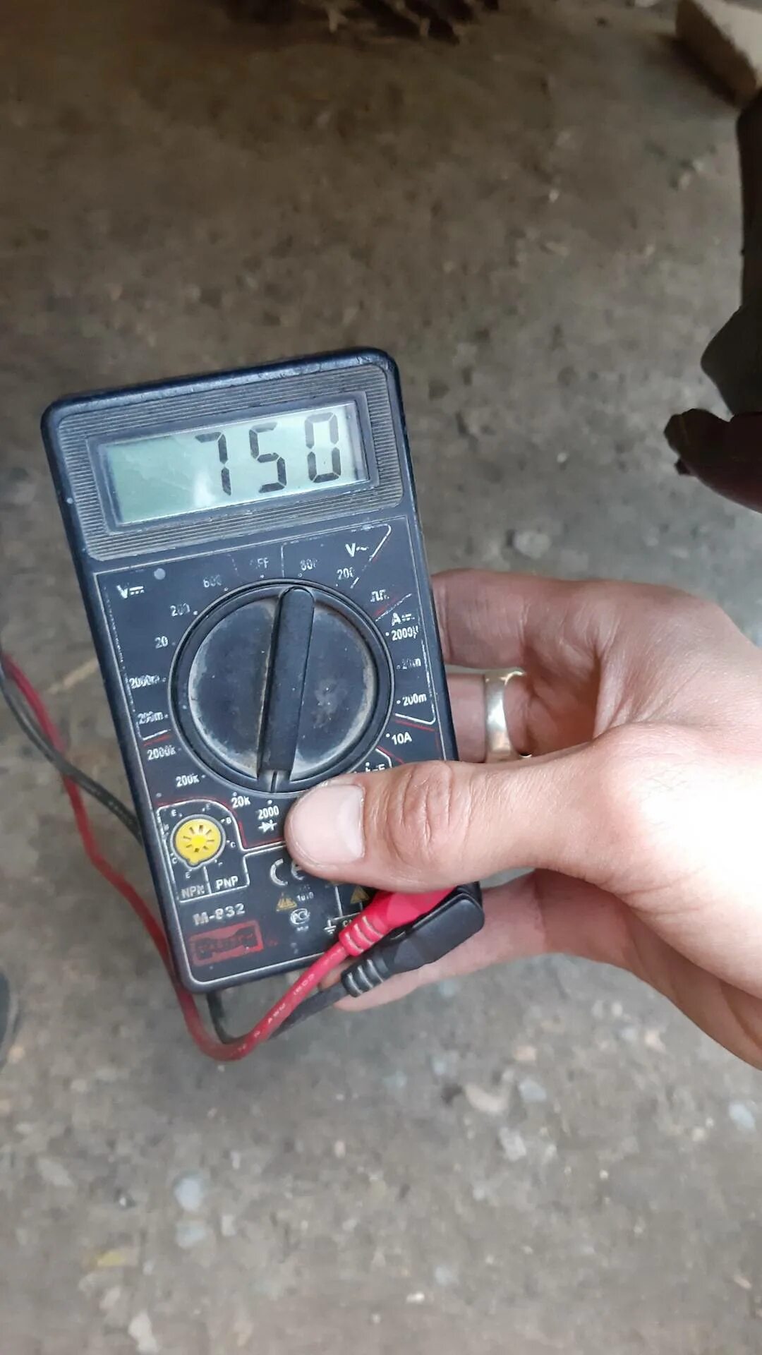 Прозвонить датчик абс мультиметром. Прозвонка датчика абс мультиметром. Прозвонка датчика абс мультиметром. Проверка датчика абс мультиметром. Прозвонка датчика абс.