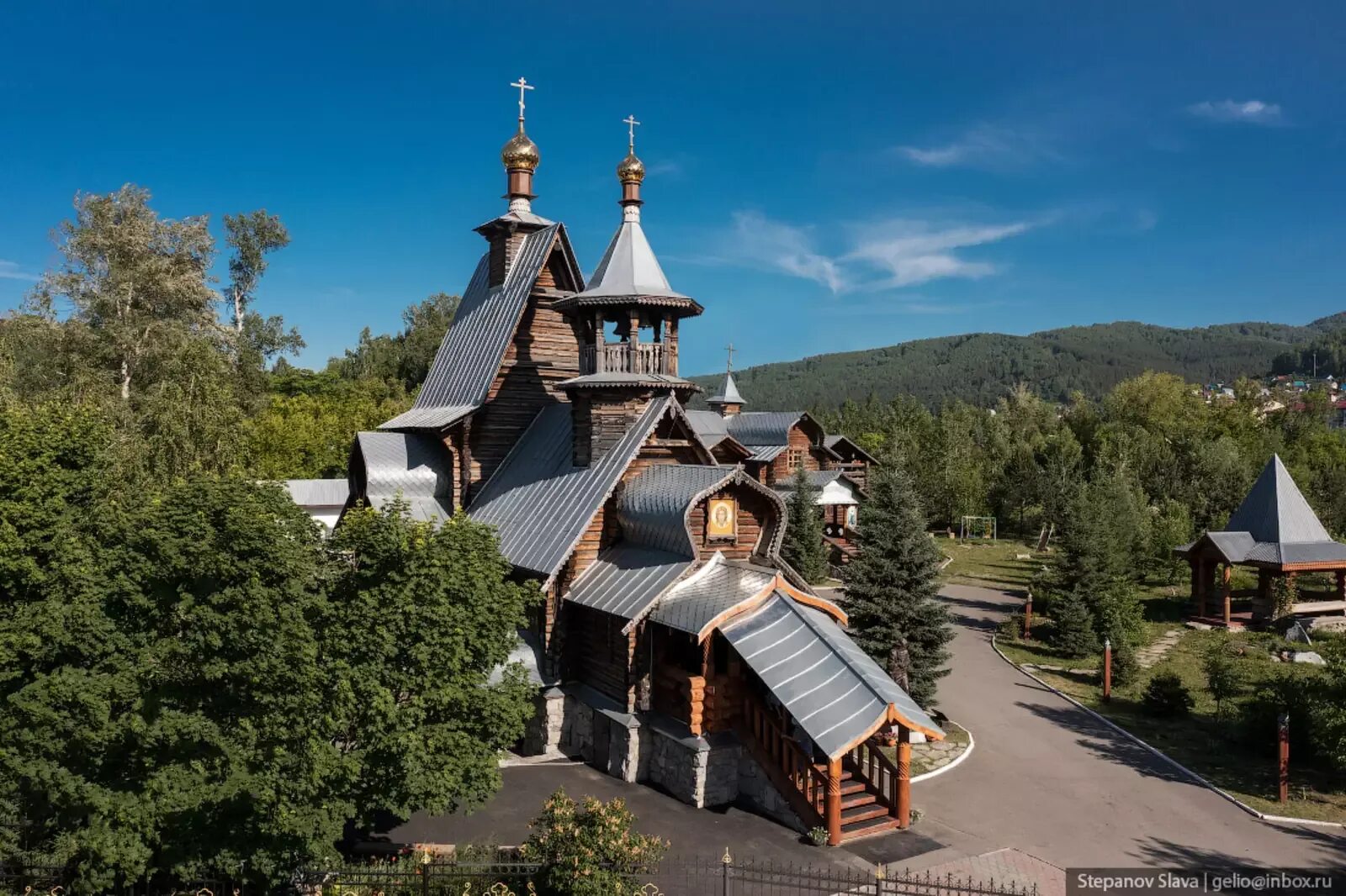 Про горно алтайск. Горно Алтайск. Республика Алтай Горно-Алтайск. Великая Церковь преподобного Макария Алтайского (Горно-Алтайск). Горно Алтайск столица.