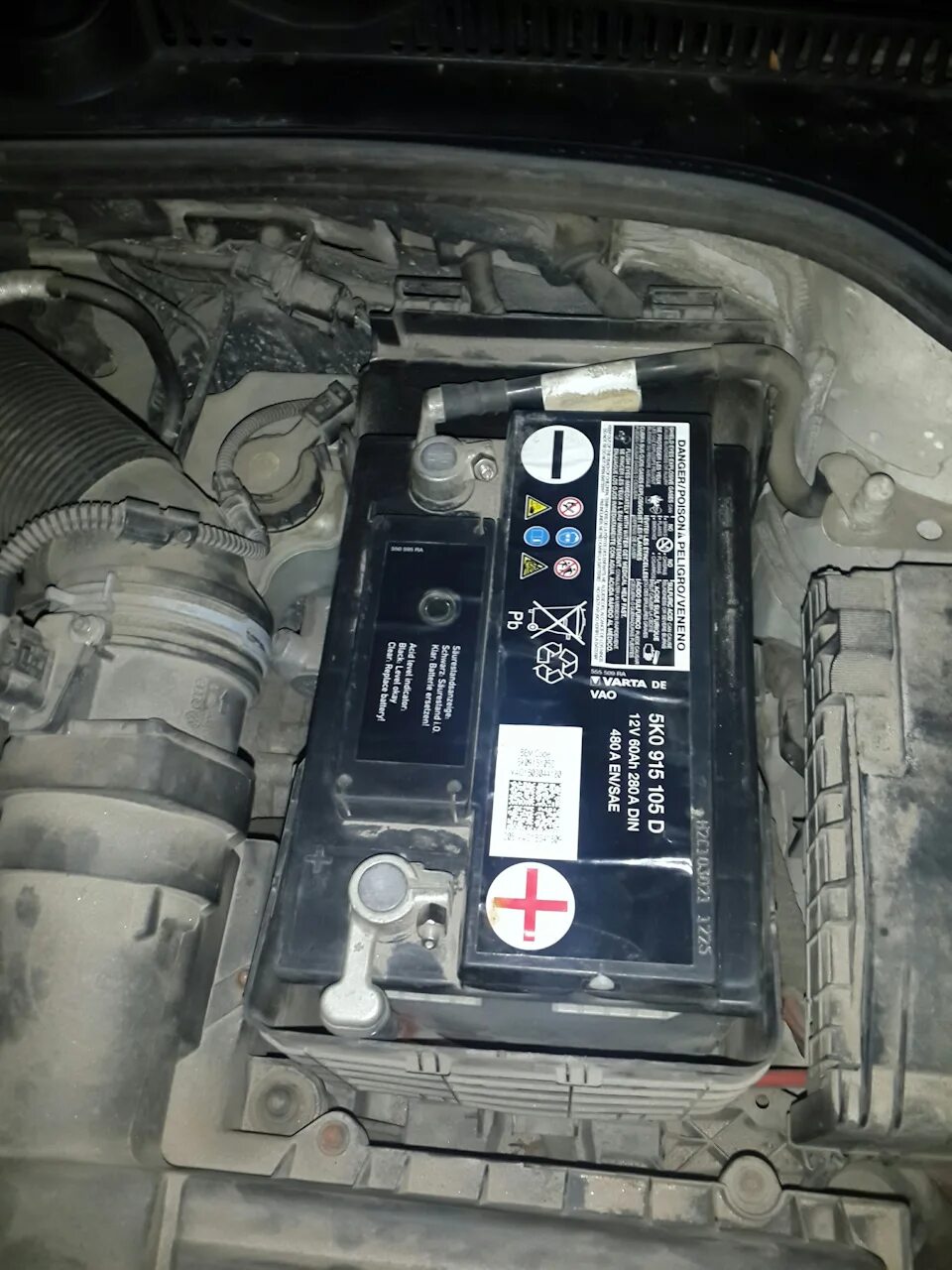 4. Volkswagen golf 6 аккумулятор. Аккумуляторы golf. Акб гольф 4 1. Аккумулятор для volkswagen golf 4.
