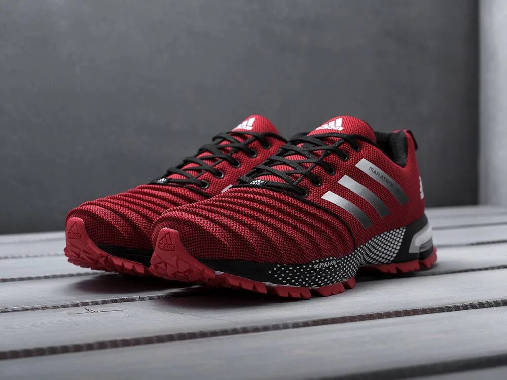 Кроссовки адидас мужские 2022. Кроссовки adidas Marathon tr 19. Adidas Marathon красные. Кроссовки adidas Marathon 2022. Адидас новые модели