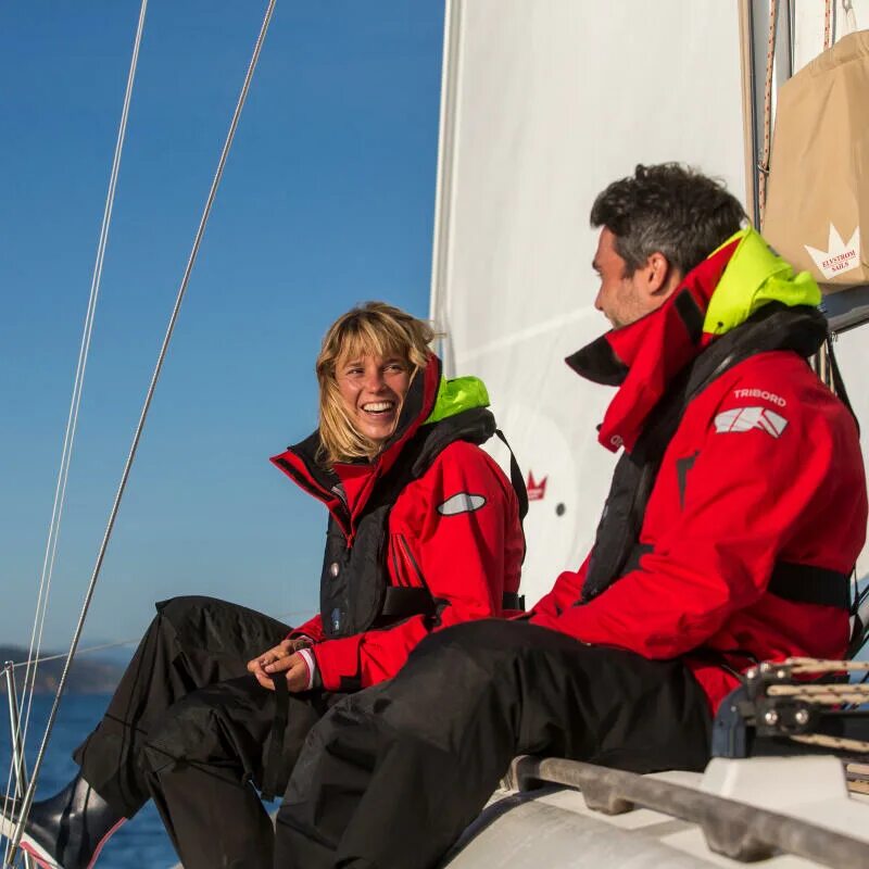 Helly hansen для яхтинга. Магазин для яхтинга. Куртка яхтсмена. Магазин лодок. Магазин яхтинга.