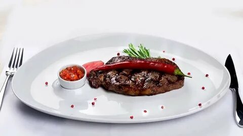 Подача мяса в ресторане