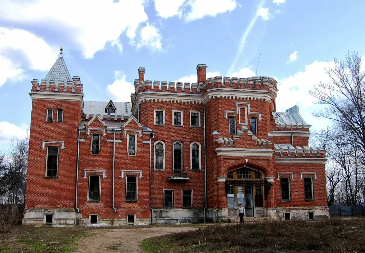 Годом рамони. Рамонь воронеж дворец принцессы. усадьба ольденбургских воронежская. дворец ольденбургских в рамони. рамонский дворец принцессы ольденбургской.