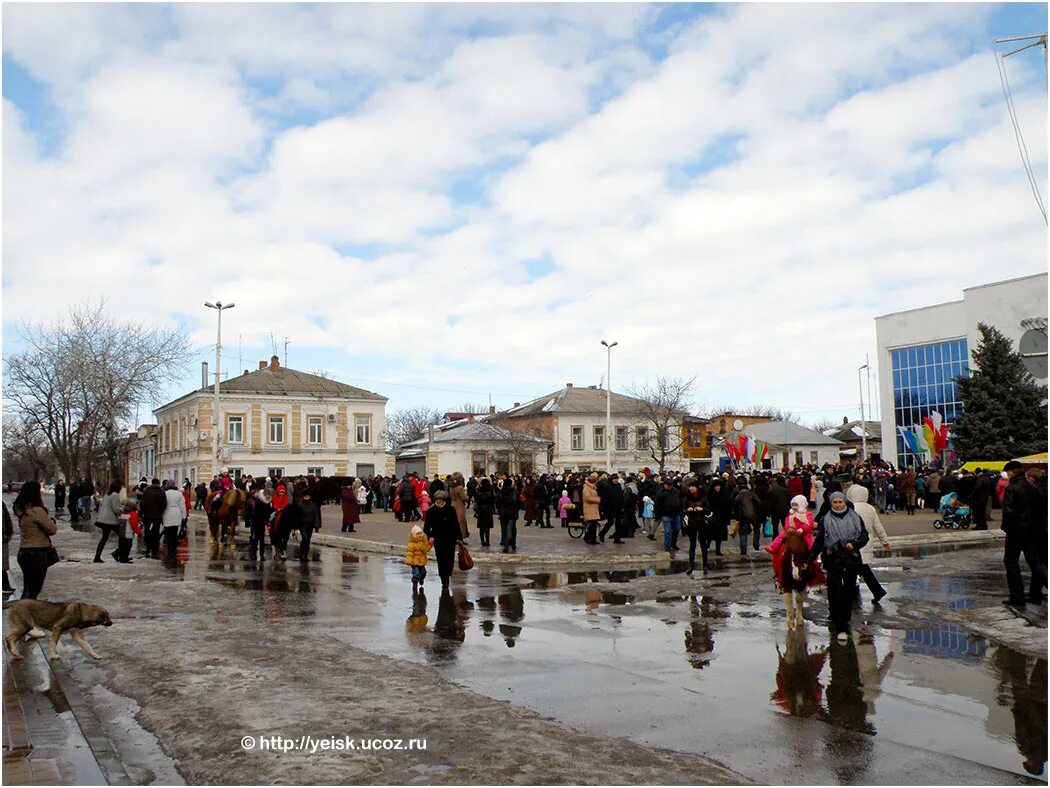 Зима в ейске на набережной. Ейск зима 2014. Ейск зима 2022. Куда сходить в ейске зимой. Ейск зимой 2022.