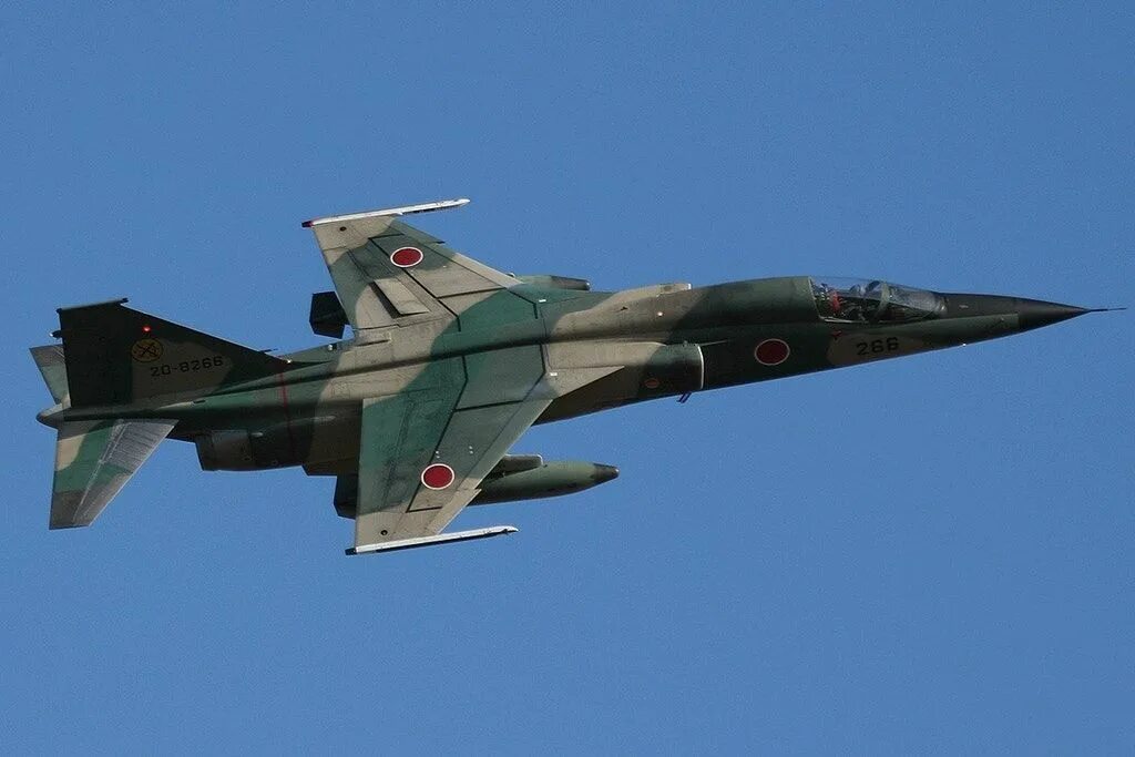 Истребители японии. Mitsubishi f-3 японский истребитель. Mitsubishi f-1. Истребитель Mitsubishi f-1. Японский истребитель Мицубиси f 1.