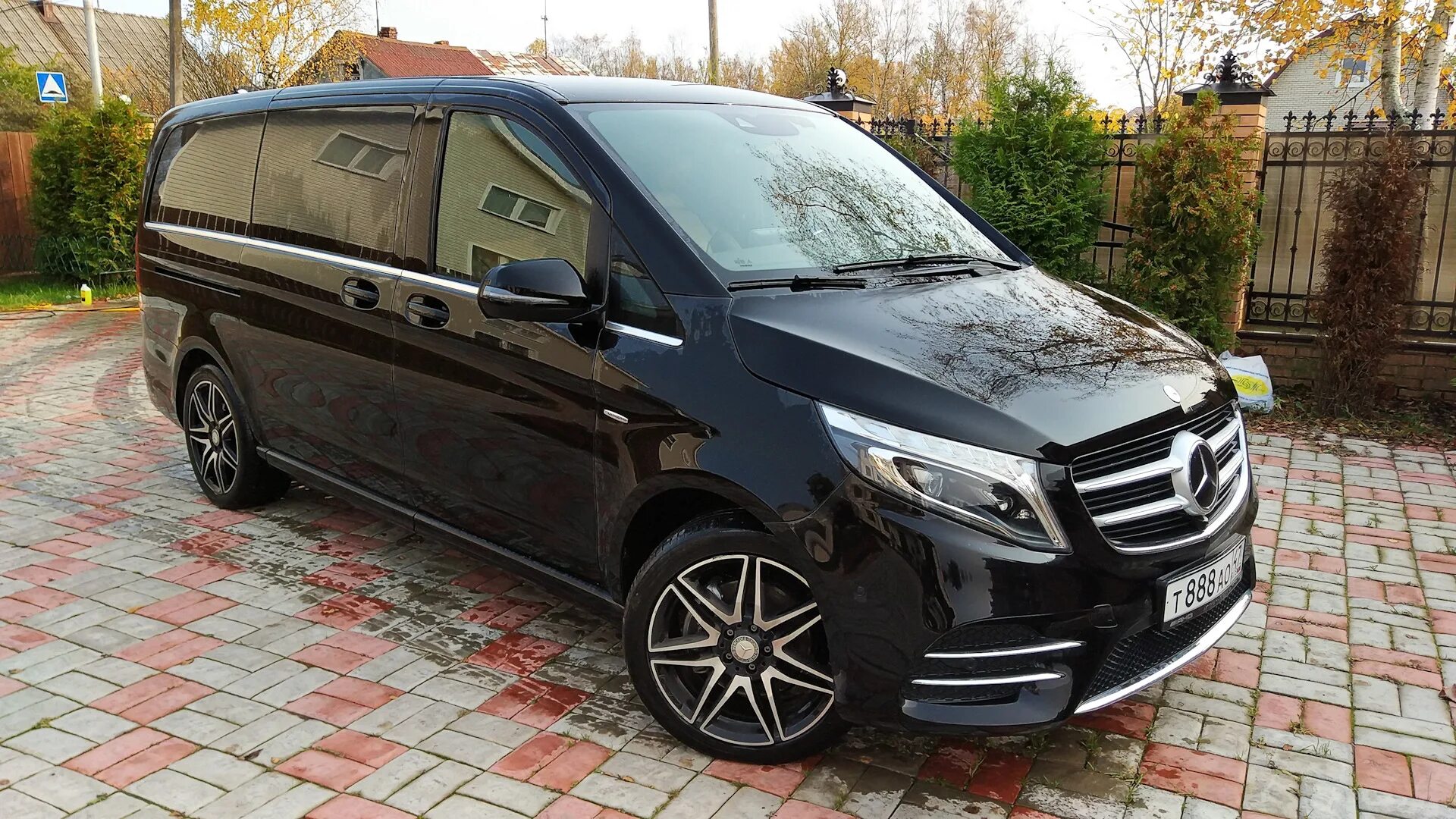 Mercedes v class w447 черный. Mercedes-benz v-class w447. Mercedes benz v class w447 диски amg. Mercedes-benz v-class w447. Mercedes benz v class r18.