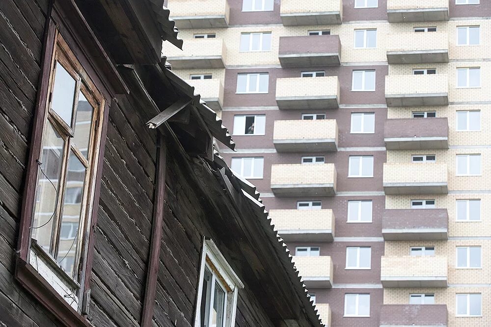 Программа переселения граждан из ветхого жилья. Переселение граждан из аварийного жилья. расселение аварийного жилья. переселение из ветхого и аварийного жилья. ветхое жилье.