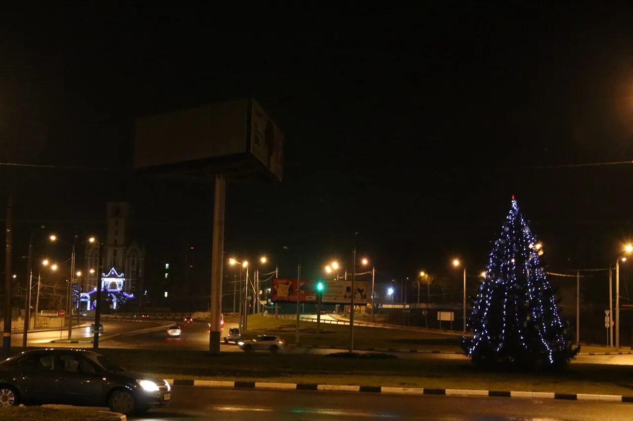 Воронки от снарядов. Брянск ситуация с украиной сегодня. Половодье в брянске. Поселок климово обстреляли. Обстрел суземки брянская область.