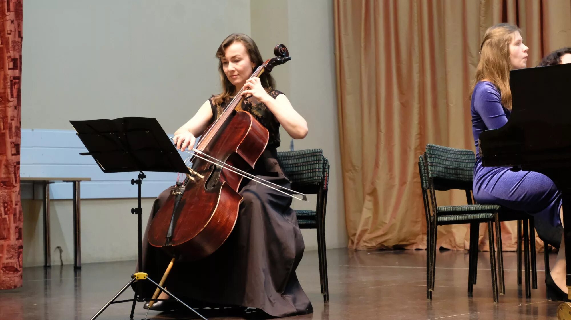 Музыкальная школа 12 челябинск. Народный оркестр дши касьянов. Школа балакирева волгоград. Новогодний концерт в музыкальной школе. С.