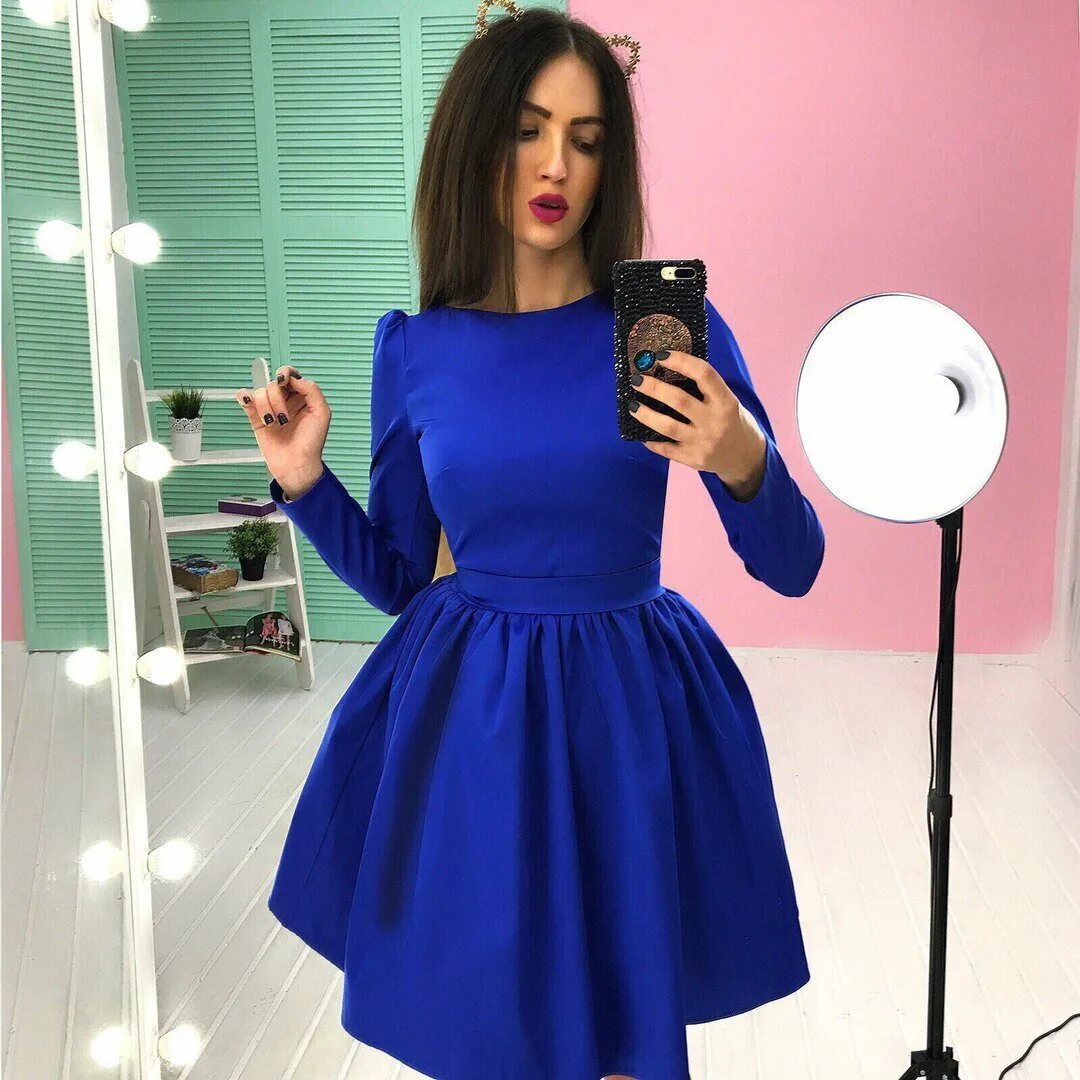 Платье колокольчик. Платье черное. Платье колокольчик с длинным рукавом. Летнее платье колокольчик. Приталенное платье с пышной юбкой.