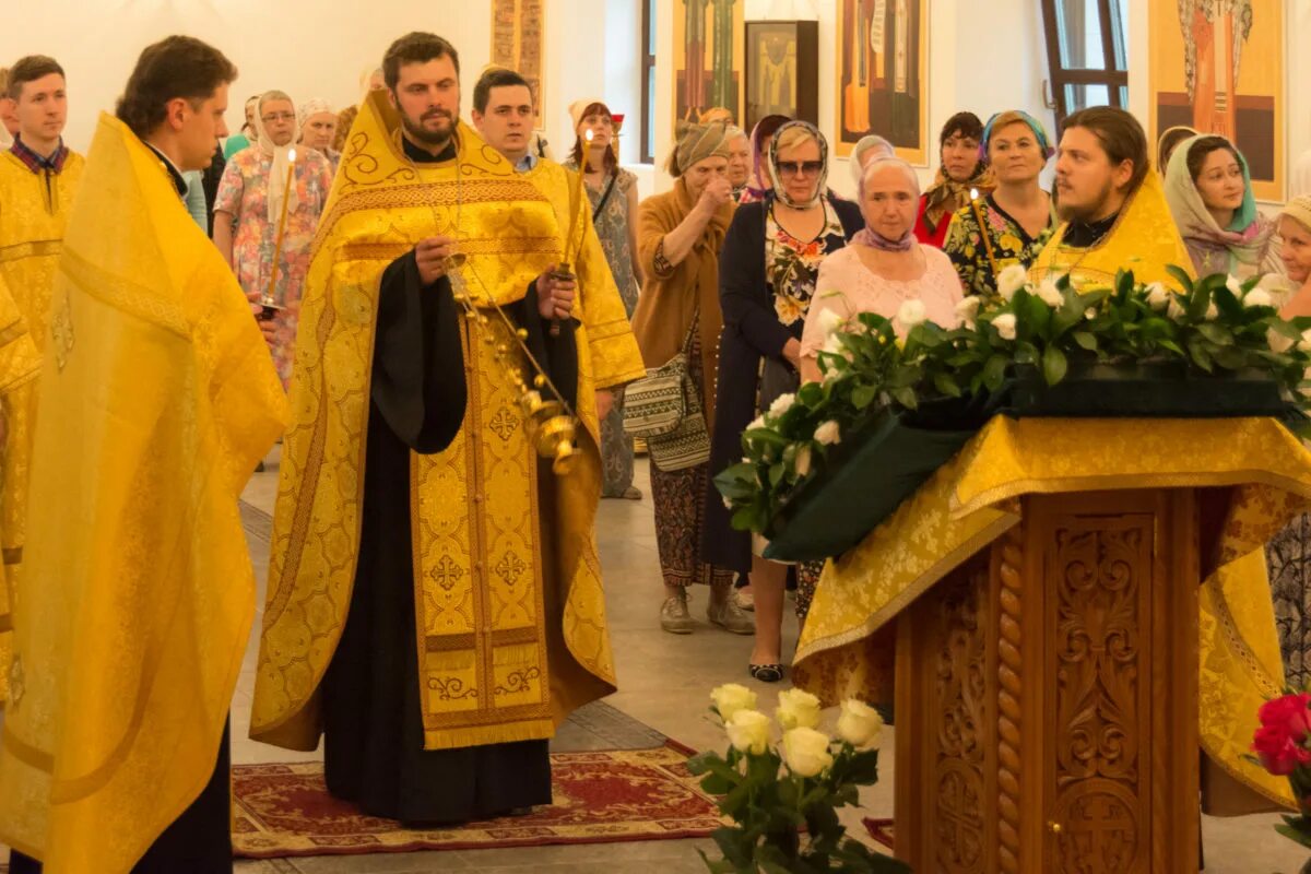 Службы храм ольги. Праздники в православии. Службы храм ольги. Святая церковь рада. Иерусалимский собор воскресенск.