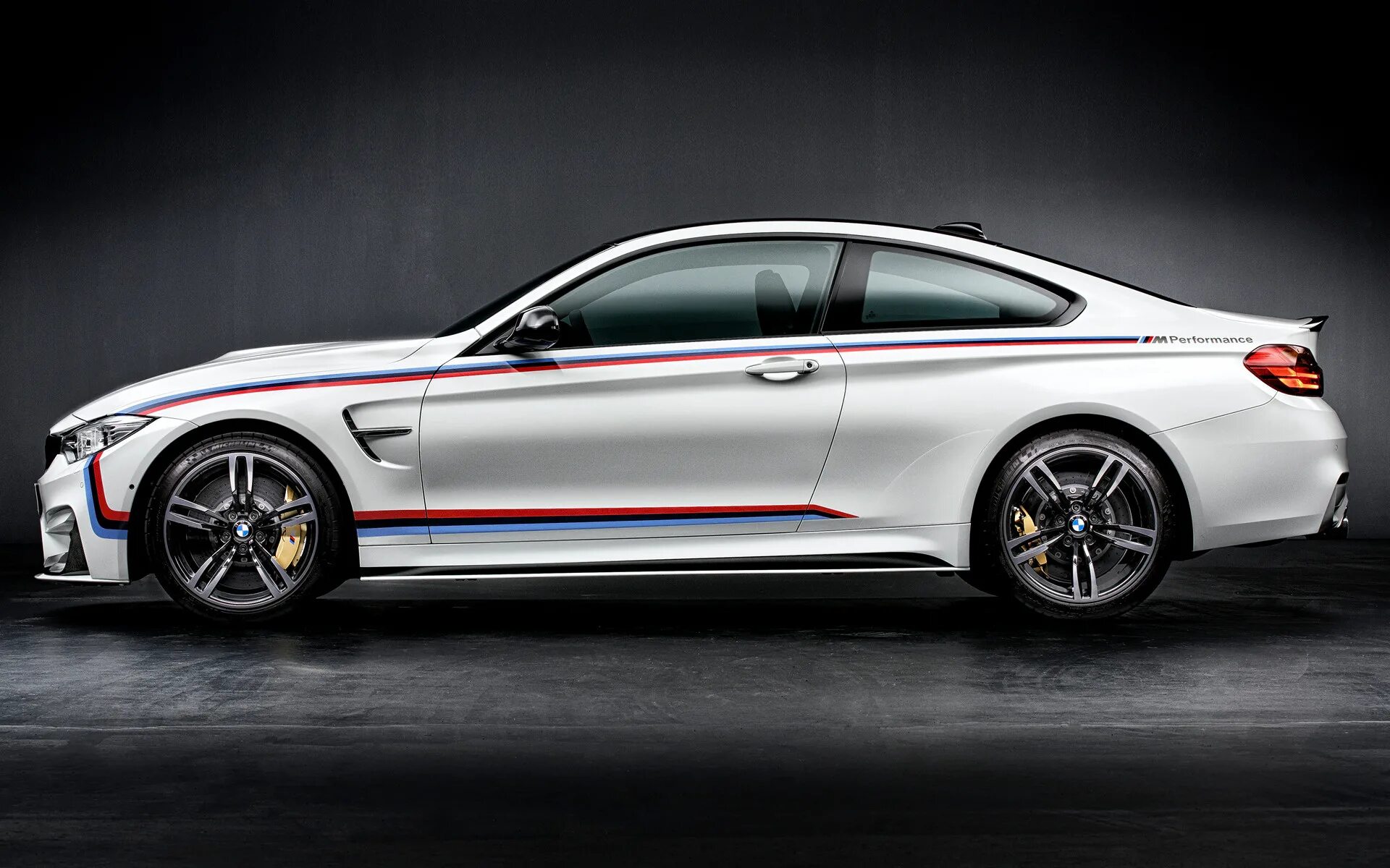 M4 performance. Бмв м4 перфоманс. bmw m4 performance. bmw 4 coupe m performance. bmw m4 f82 performance.