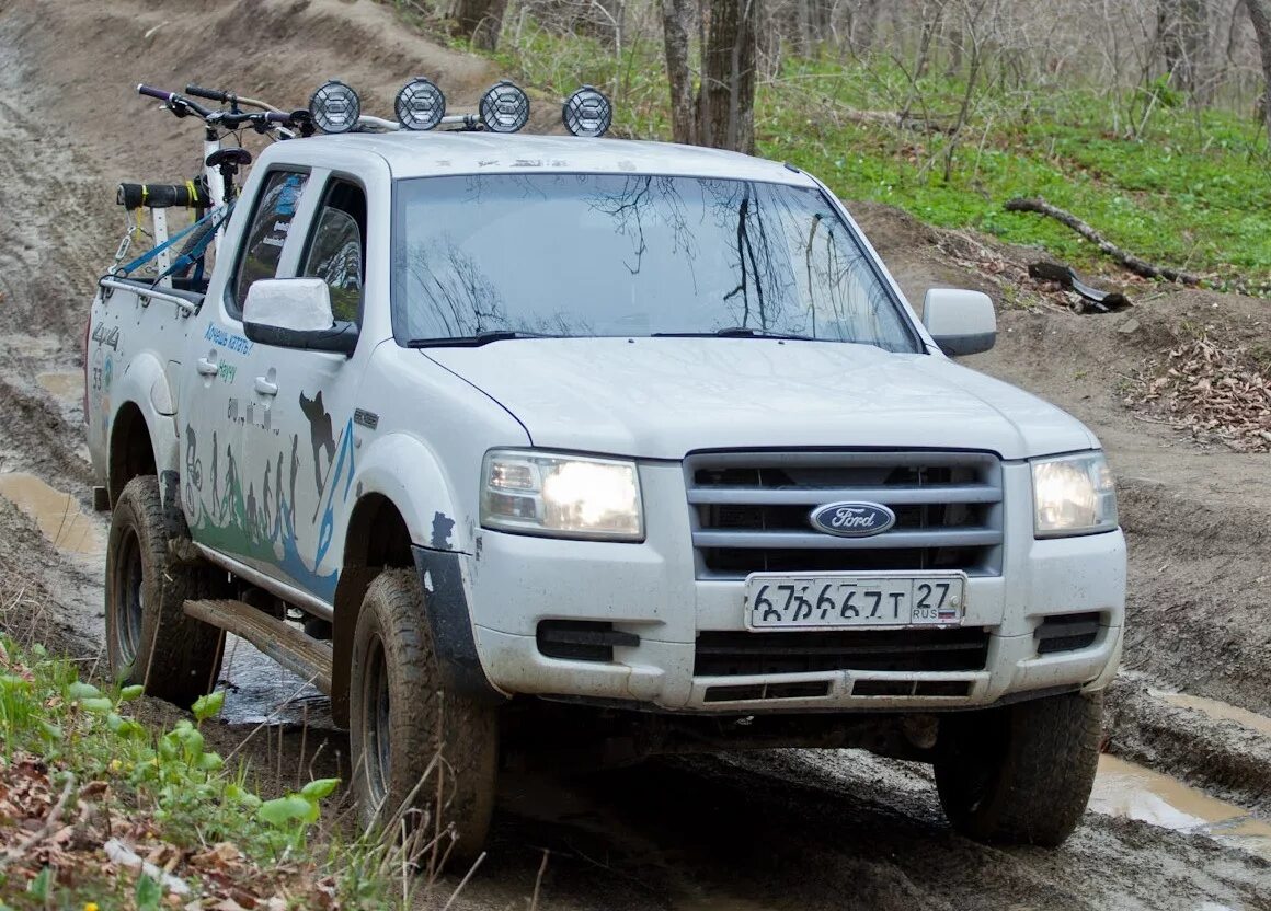 Форд рейнджер снятие мкпп. Ford ranger 2008 салон. Ford ranger 2008 наружний шрус. Щиток приборов ford ranger. Панель приборов форд рейнджер 2005 года.