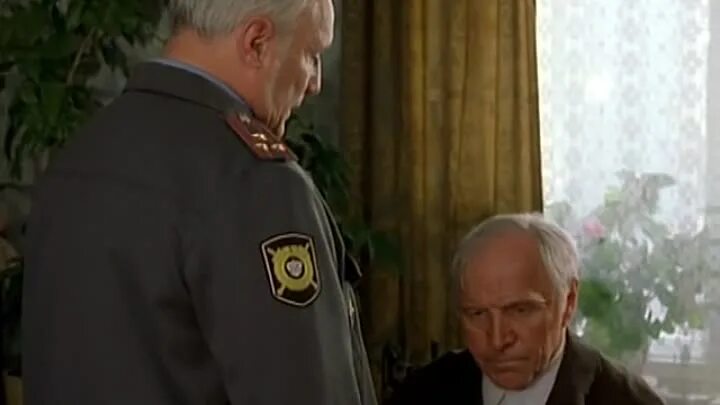 Гармаш мент. Ворошиловский стрелок пашутин. Ворошиловский стрелок выпуск. Ворошиловский стрелок выпуск. Ворошиловский стрелок 1999.