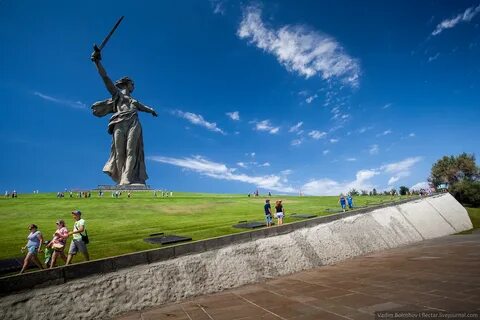 Мамаев курган работа
