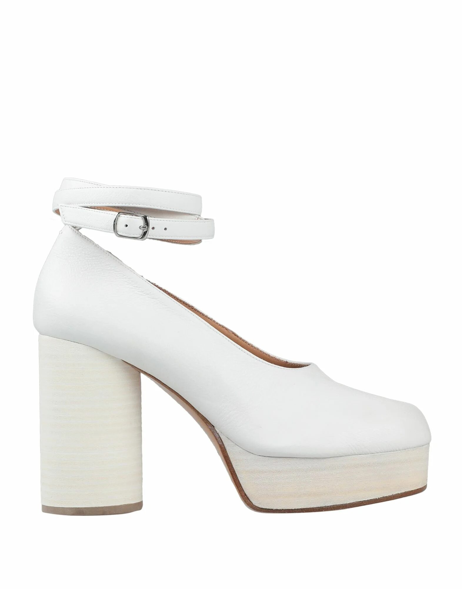 Туфли maison margiela. Туфли maison margiela. Туфли maison margiela. Maison margiella обувь. Мейсон маржела туфли белые.