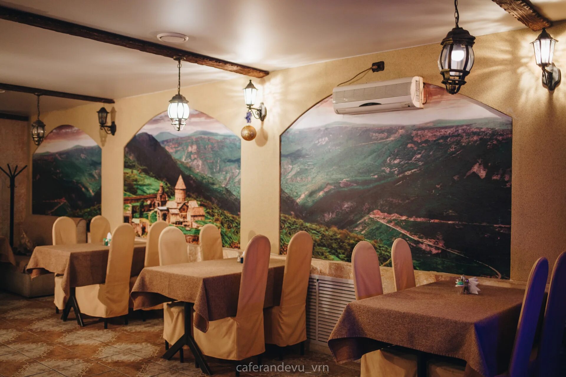 кафе ампир воронеж скандал. гранд кафе ампир. спартак воронеж ресторан ампир. гранд кафе ампир воронеж. кафе ампир воронеж скандал.