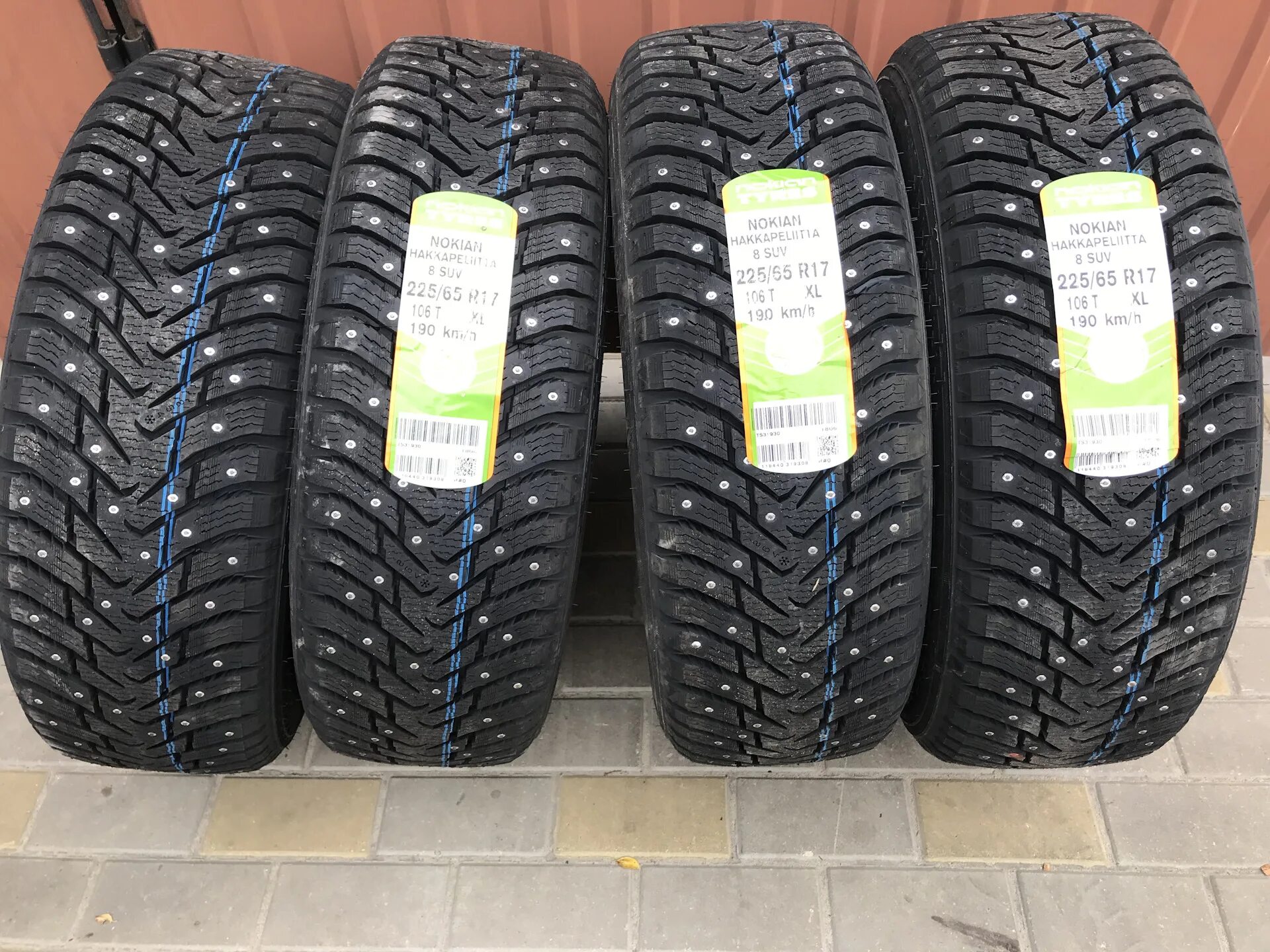 Hakkapeliitta 8. Шины Nokian Hakkapeliitta 8. Nokian Hakkapeliitta 8 шипы. Nokian Nordman 8 SUV. Купить резину 15 225