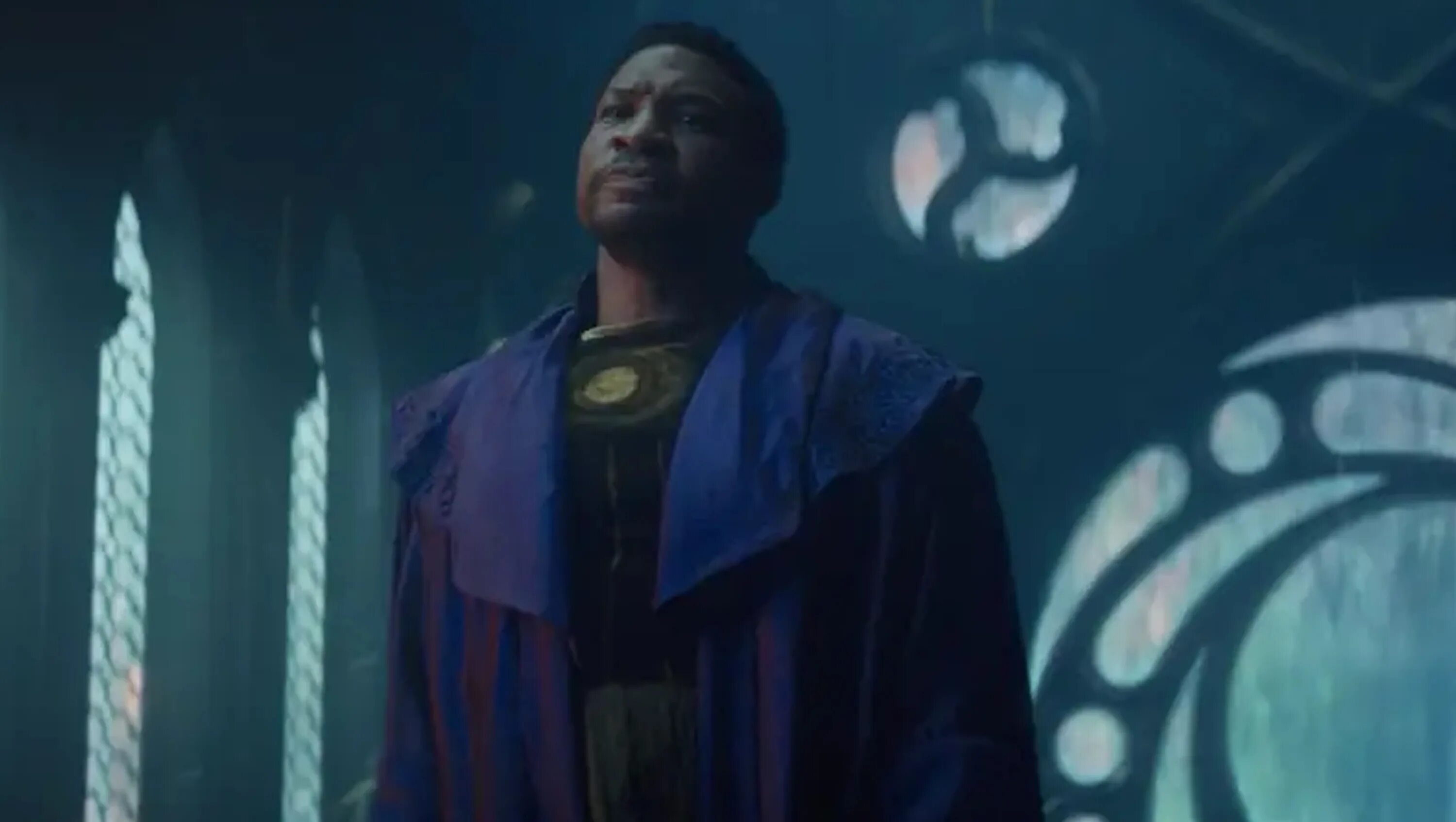 Азраэль готэм. Готэм сериал джером. Конец злодея. Скрулл вижн. Азраил dc готэм.