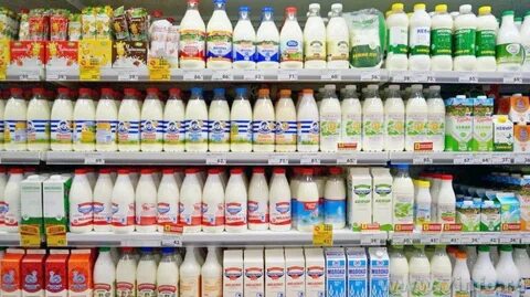 В магазине продается разное молоко см