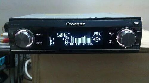 Пионер или кенвуд. Магнитола pioneer 88 процессор. pioneer 8800 rs2. магнитофон кенвуд процессорный. deh 88rs.