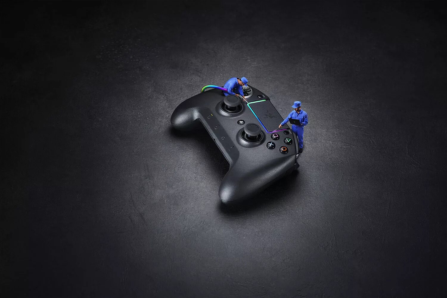 Движение джойстиком. Razer Raiju Ultimate. Геймпад Razer для ps4. Razer Ultimate ps4. Razer Gamepad ps4 White.