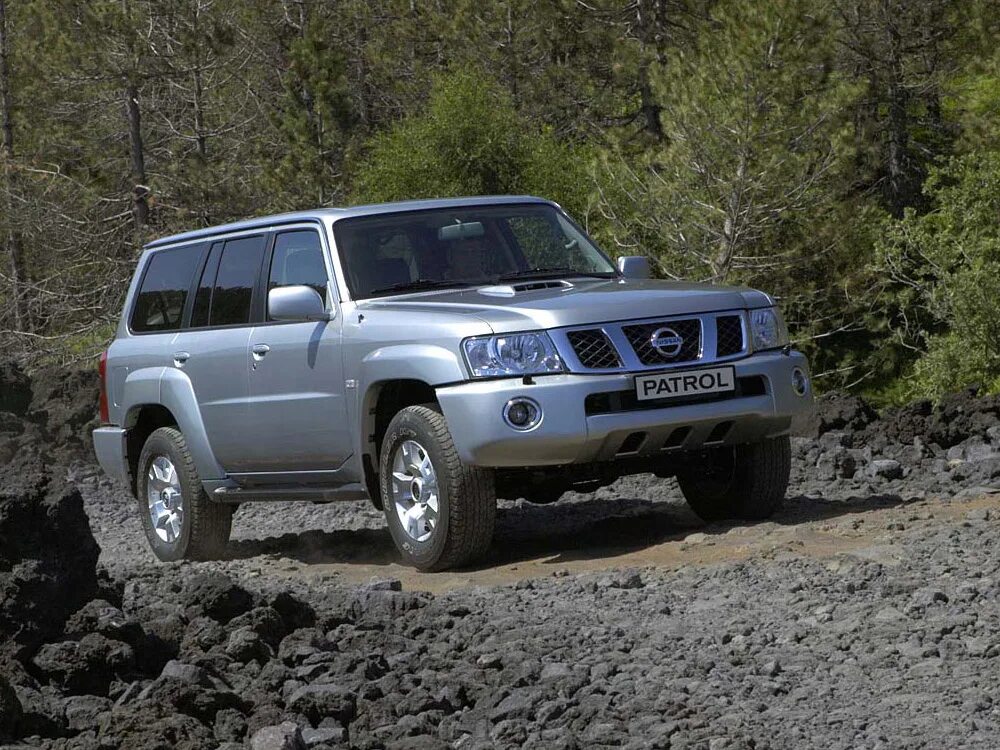Nissan patrol. Nissan patrol 2 поколение. Nissan patrol y62. Где ниссан патрол. Силовые пороги ниссан патрол y61.
