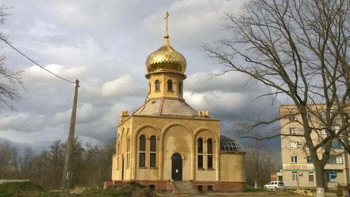 Дома в красносельске. Красносельский пгт краснодарский край. Красносельский пгт краснодарский край. Посёлок красносельское. Пгт красносельский краснодарский.