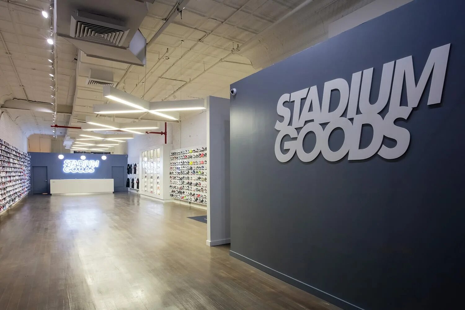 Стадиум Гудс. Stadium goods магазин. Наклейка Stadium goods. Stadium goods Новосибирск. Stadium goods