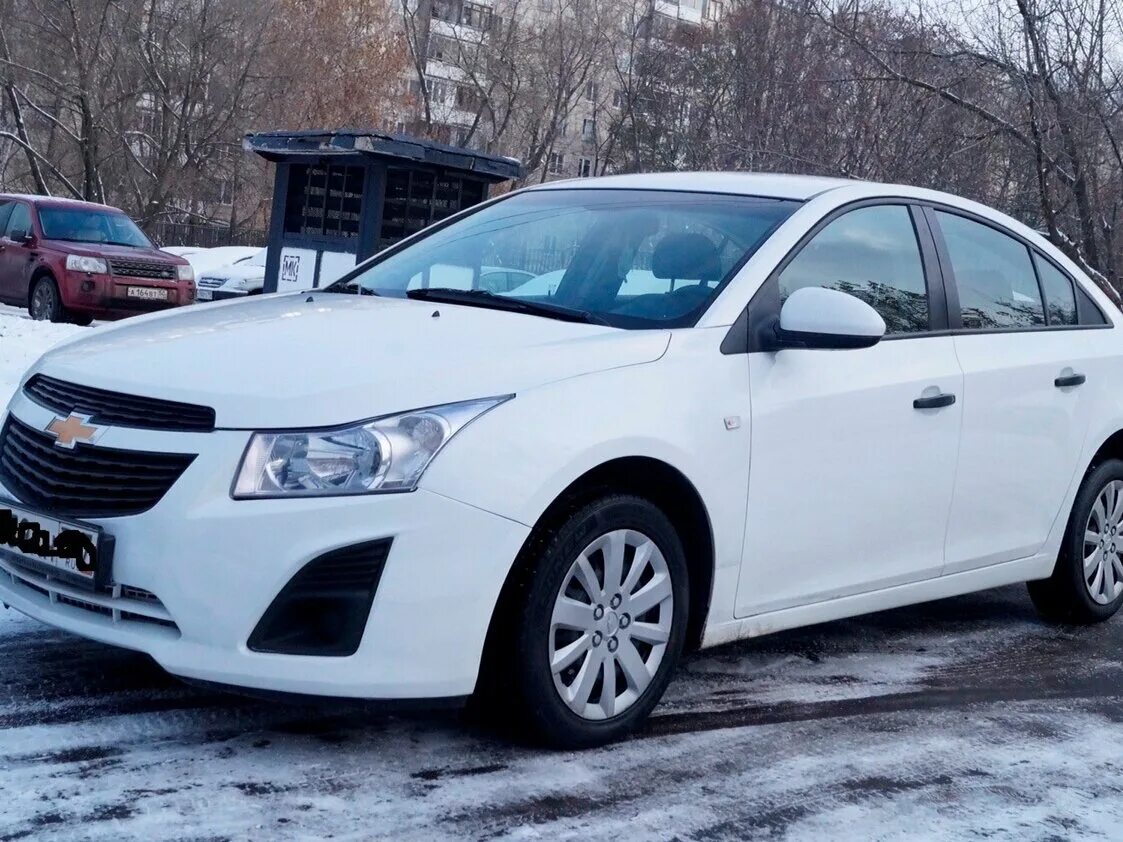 Купить шевроле круз на автомате. Chevrolet Cruze 2014. Chevrolet Cruze 2014 белый. Шевроле Круз 2014 седан белый. Chevrolet Cruze 2014 седан.