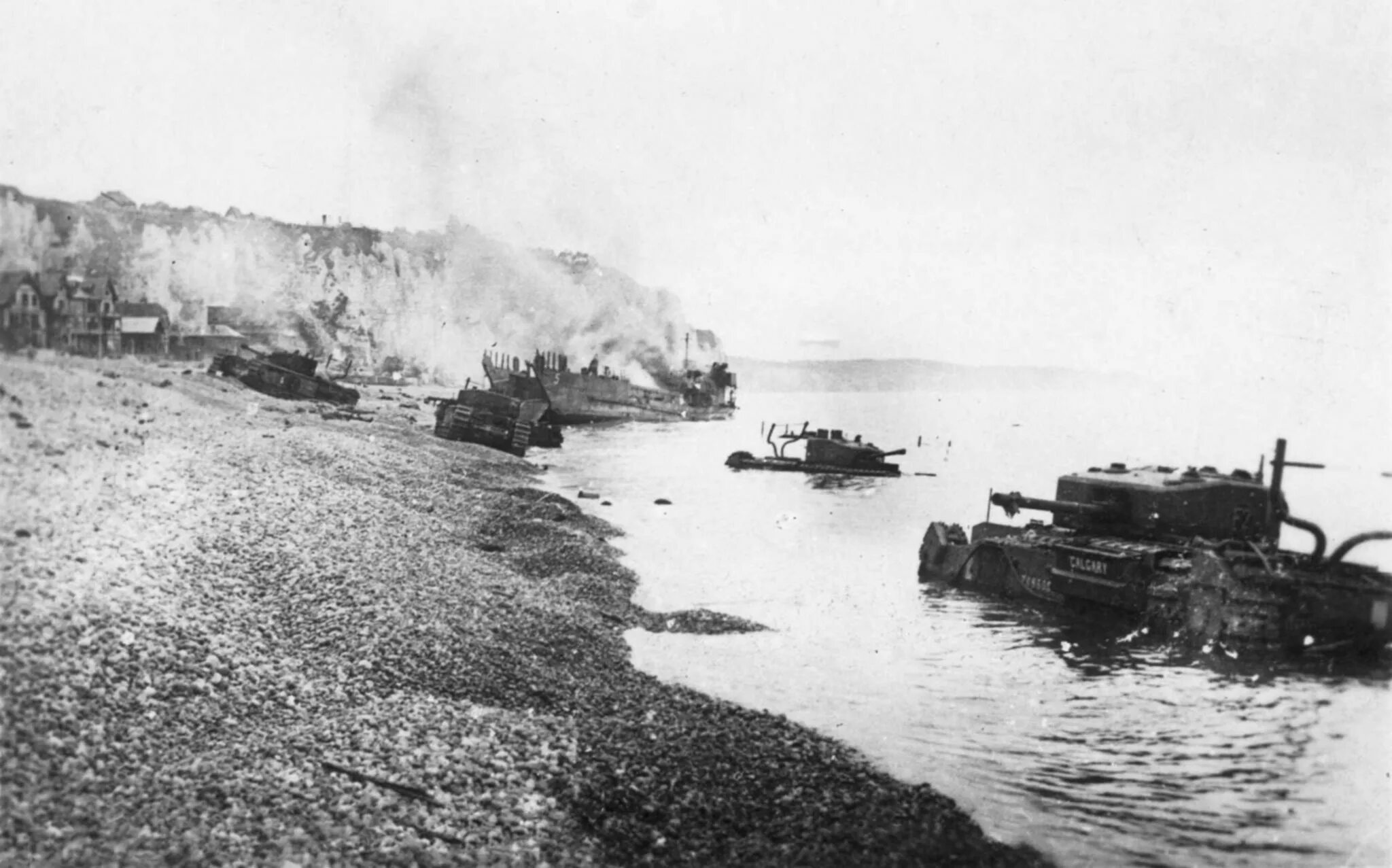 Высадка 1942. Высадка 1942. Высадка в дьеппе в августе 1942. Поле боя. Высадка 1942.