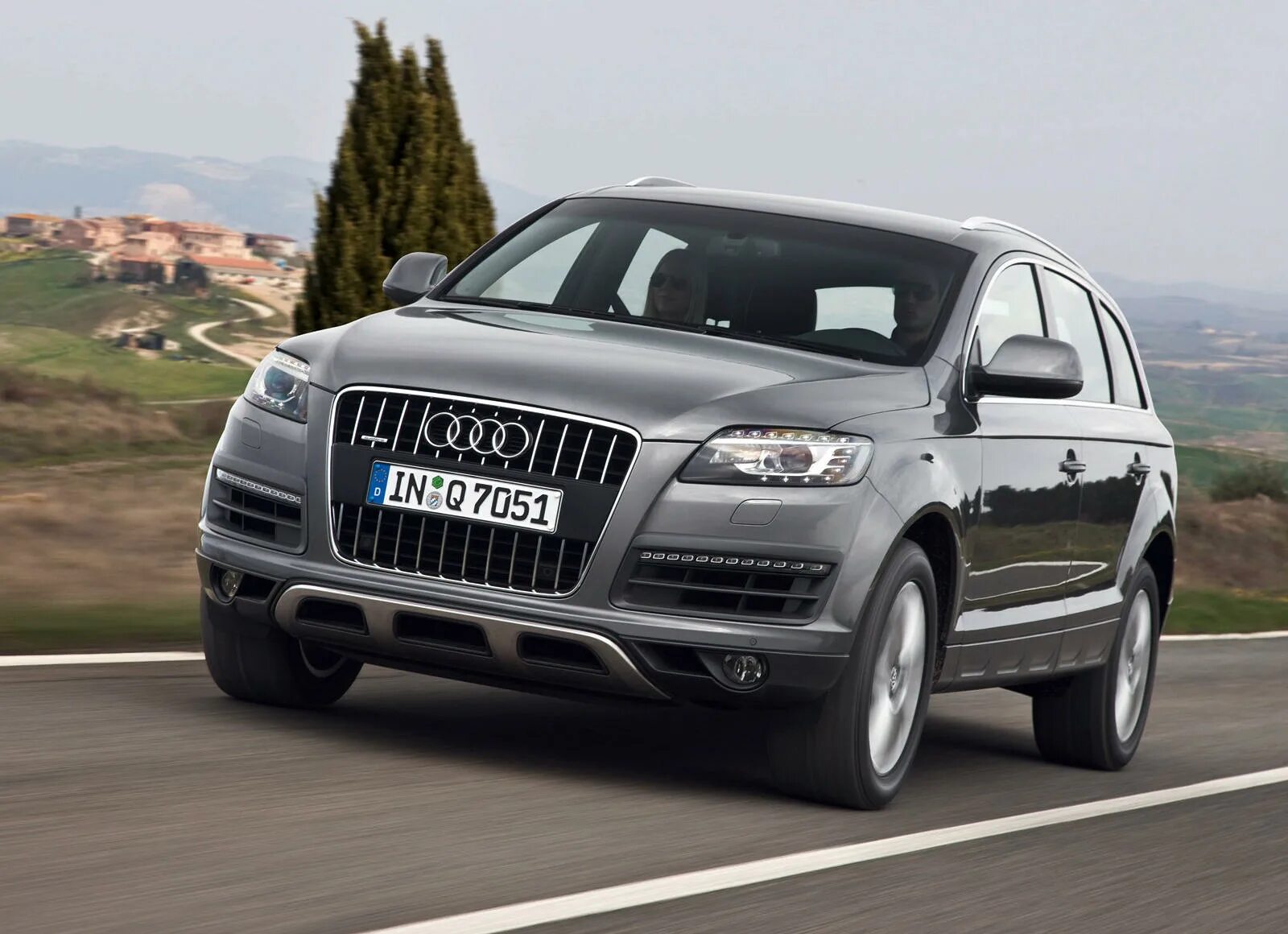 Ауди q7. Audi q7 2014. Ауди q7 седан. Audi q7 SUV. Audi q7 2013.