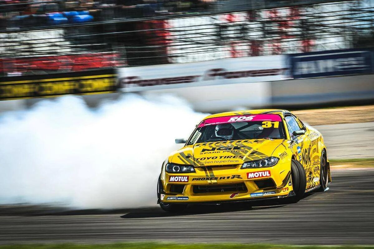 Сар дрифт. Nissan silvia s15 drift гоча. nissan silvia чивчян. георгий чивчян дрифт. гоча чивчян silvia s15.