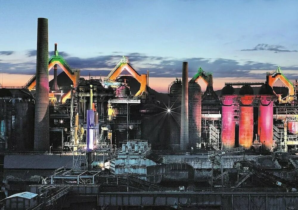 Volklingen германия. Металлургические заводы швеции. Металлургический комбинат в торонто. Металлургический завод угмк-сталь серов. Металлургический завод в германии фельклингер хютте.