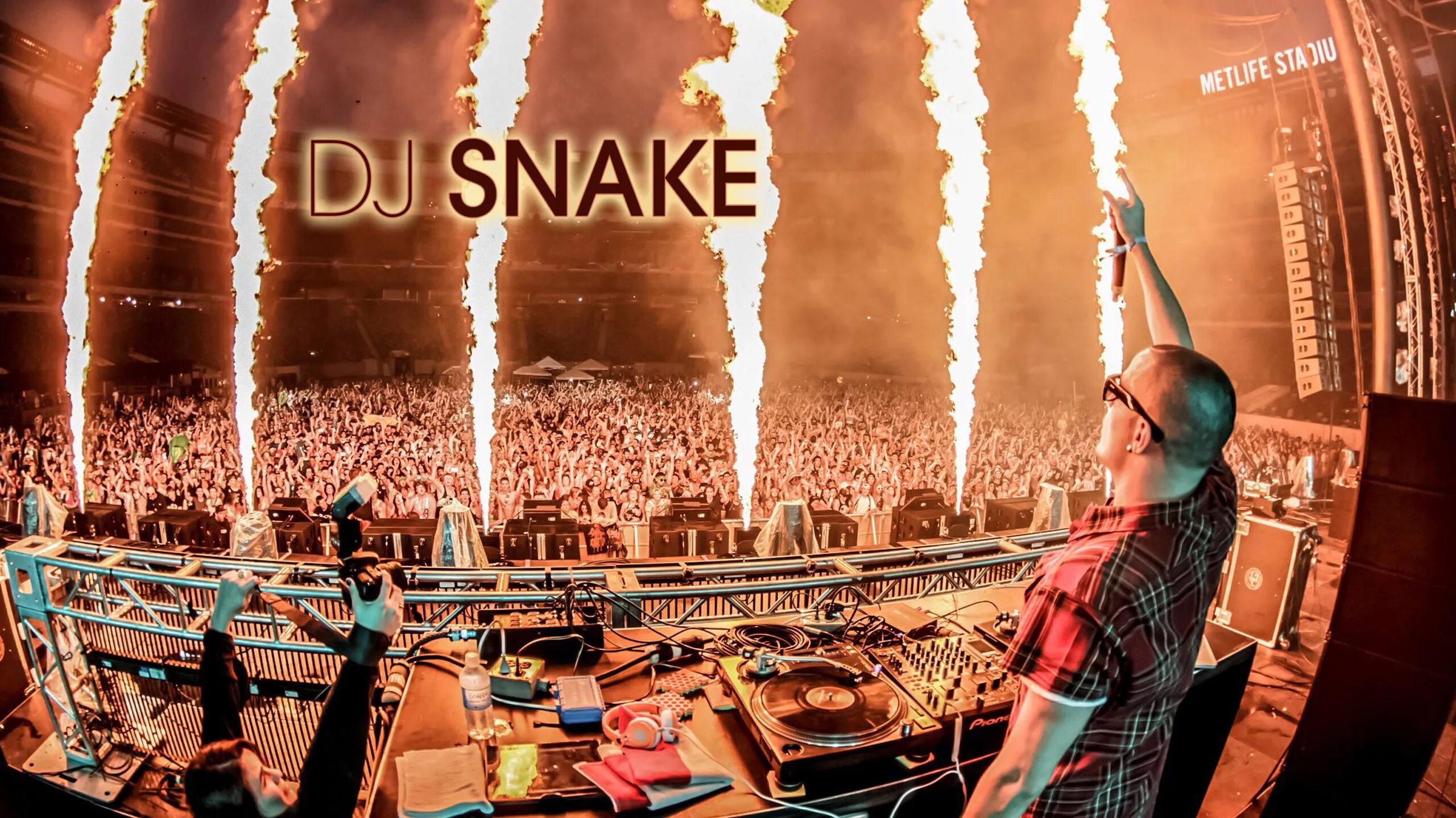 DJ Snake. DJ Snake фото. DJ Snake 2023. Run it DJ Snake. Песня get done