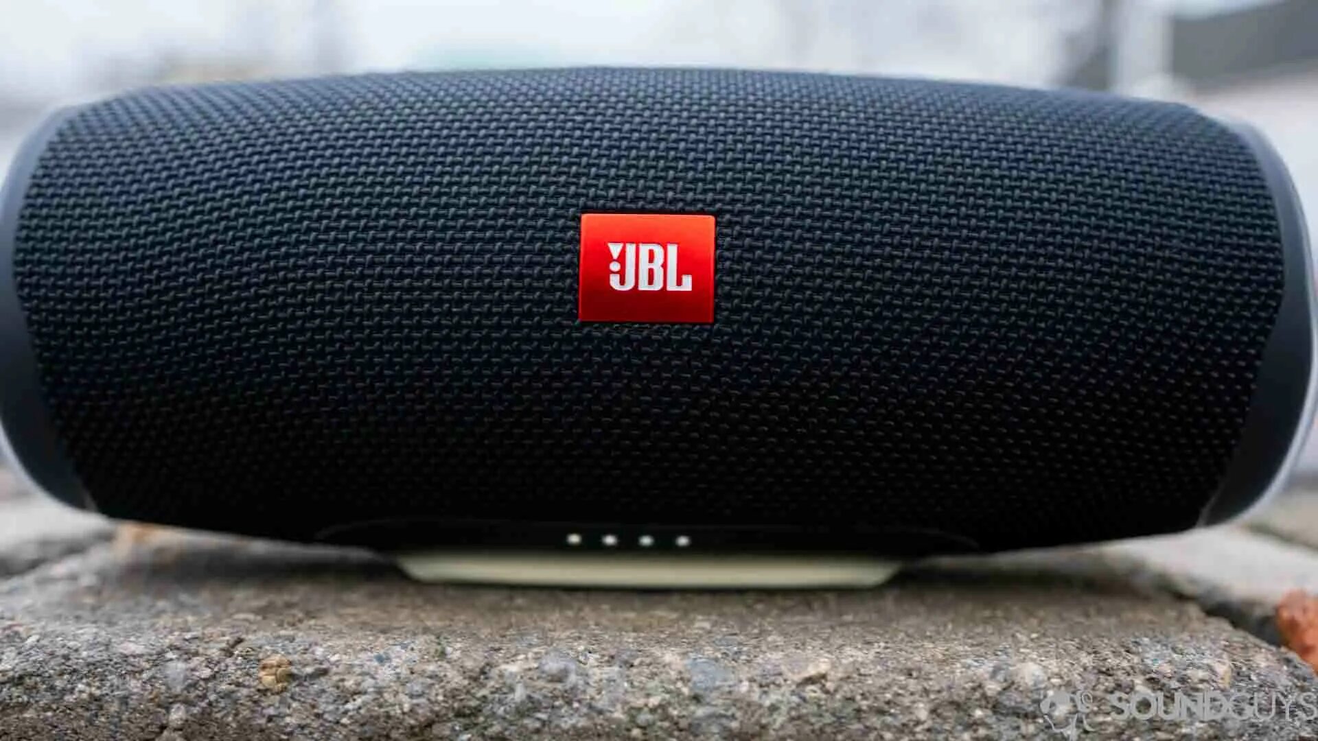 Видишь колонку jbl. Чардж 4 JBL. Колонка JBL charge 4. Портативная колонка JBL charge 4. Колонка JBL charge 4 Blue.