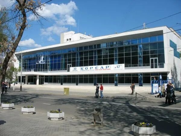 музыкальный театр краснодар красная 44. премьера гатова краснодар. музыкальный театр премьера краснодар. красная 44 фото. театр премьера краснодар красная 44.