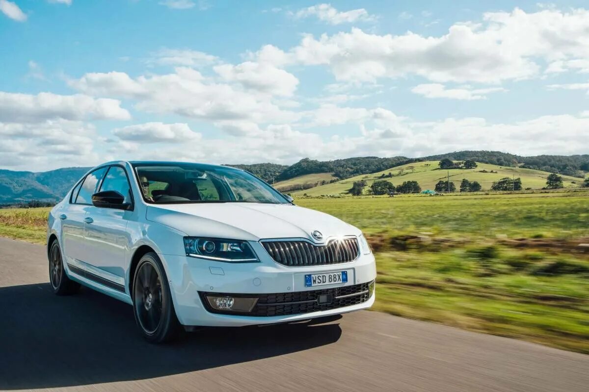 1 автомобиль шкода. Шкода Рапид 2012. Skoda Octavia 2016.