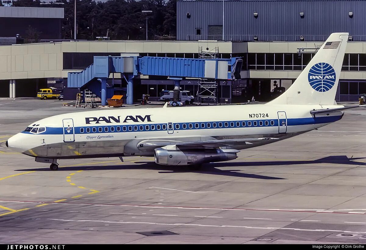 Being 737. Boeing 737 pan am. пан американ авиакомпания. american airlines 737. боинг 727 и 737.