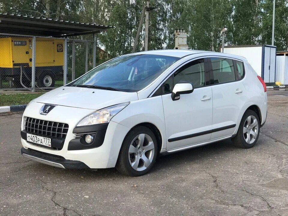 Купить пежо 3008 авито. Пежо 3008 2012. Peugeot 3008 1.6. Peugeot 3008 1.6 at, 2012. Peugeot 3008 2012.