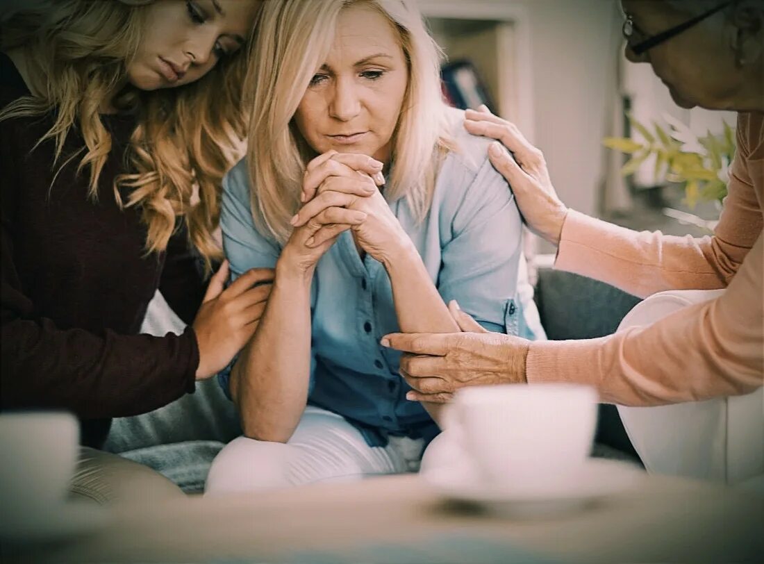 Групповая встреча с психологом. Семейная консультация психолога. Вдова героя новороссии с 10 000 рублей. Международный день вдов. День вдов 23 июня.